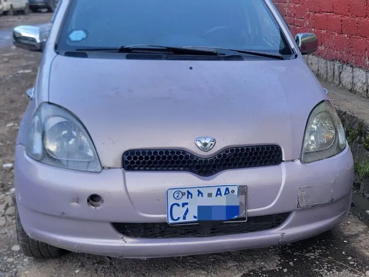 Toyota Vitz 2001 Automatic – photo 3