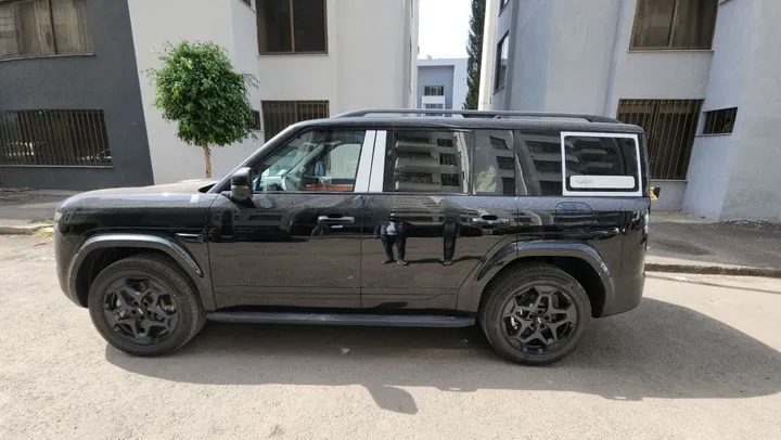 2025 BYD Leopard 7 Plug-in Hybrid – photo 8
