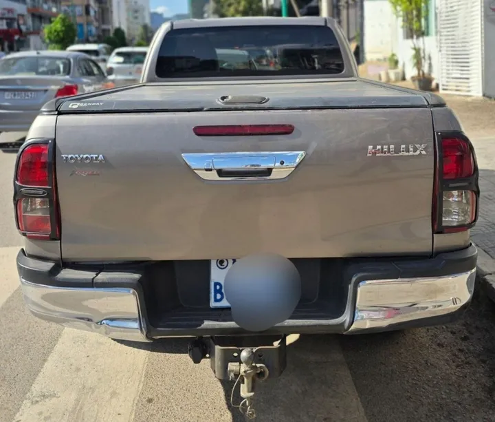 Toyota Hilux Revo 2017 2.4L – photo 3