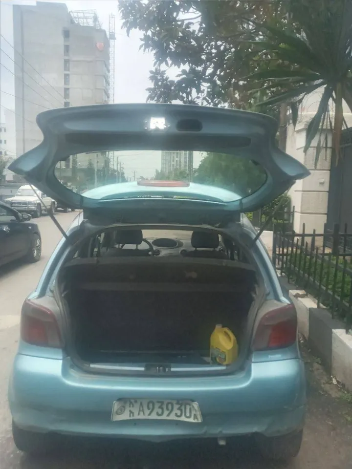 Toyota Vitz 2001 Automatic Petrol – photo 4