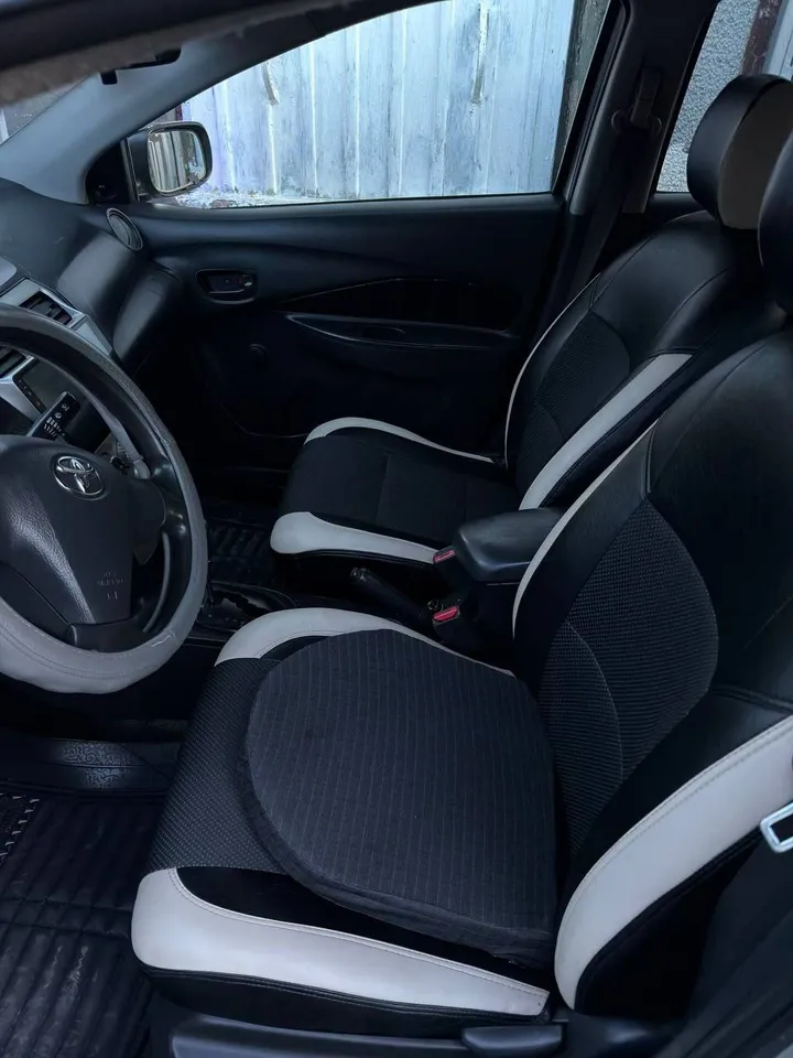 Toyota Yaris Sedan 2007 – photo 5