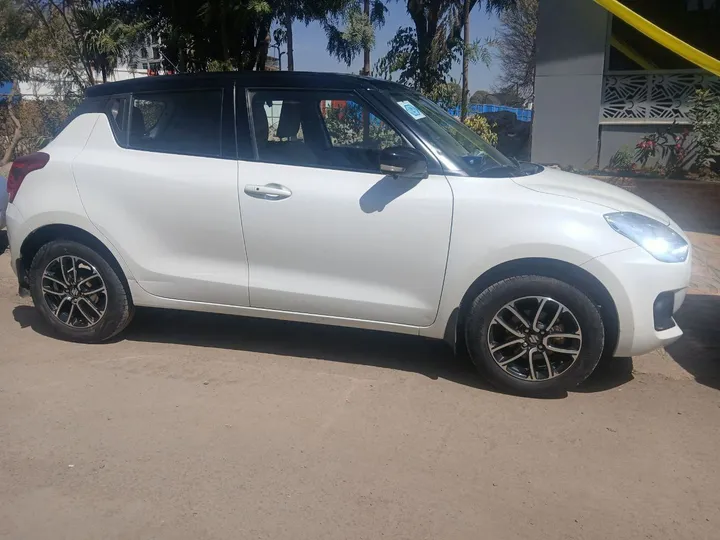 Suzuki Swift 2021 Full Option – photo 3