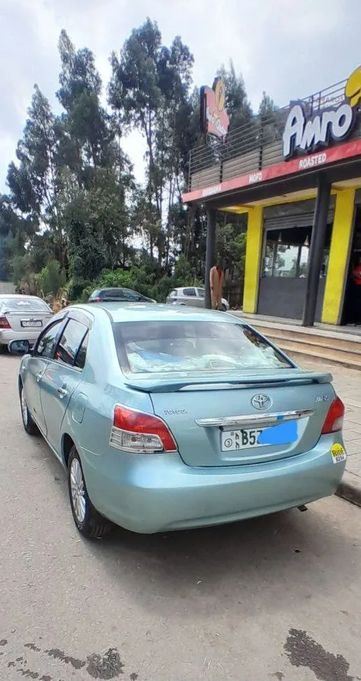 Toyota Yaris Belta 2008 Automatic – photo 5