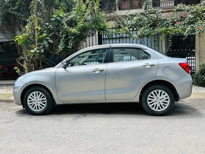 Suzuki Dzire 2022 Automatic – photo 3