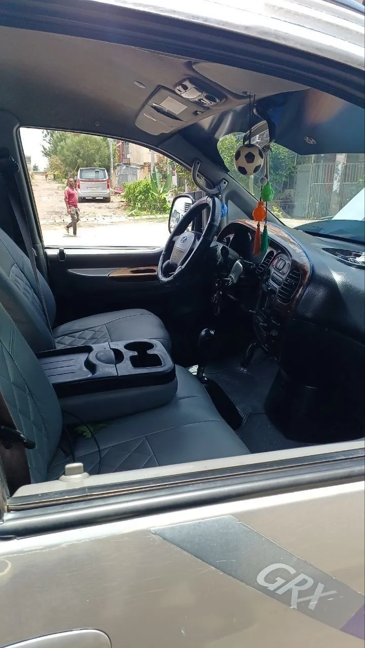 Hyundai Starex H200 2005 – photo 3
