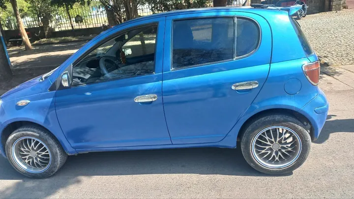 Toyota Vitz 2002 Automatic – photo 5