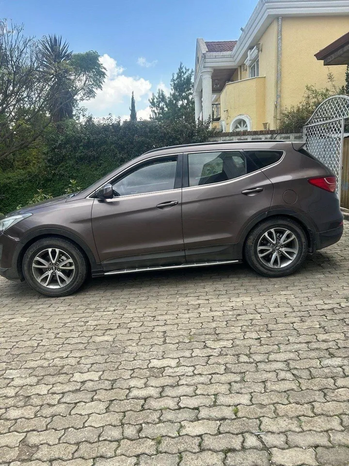 Hyundai Santafee Maxcruz 2014 Automatic – photo 4