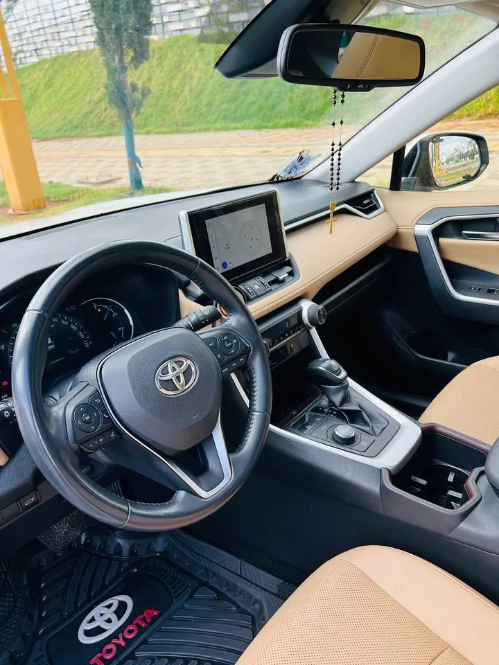 Toyota RAV4 Hybrid 2024 – photo 4