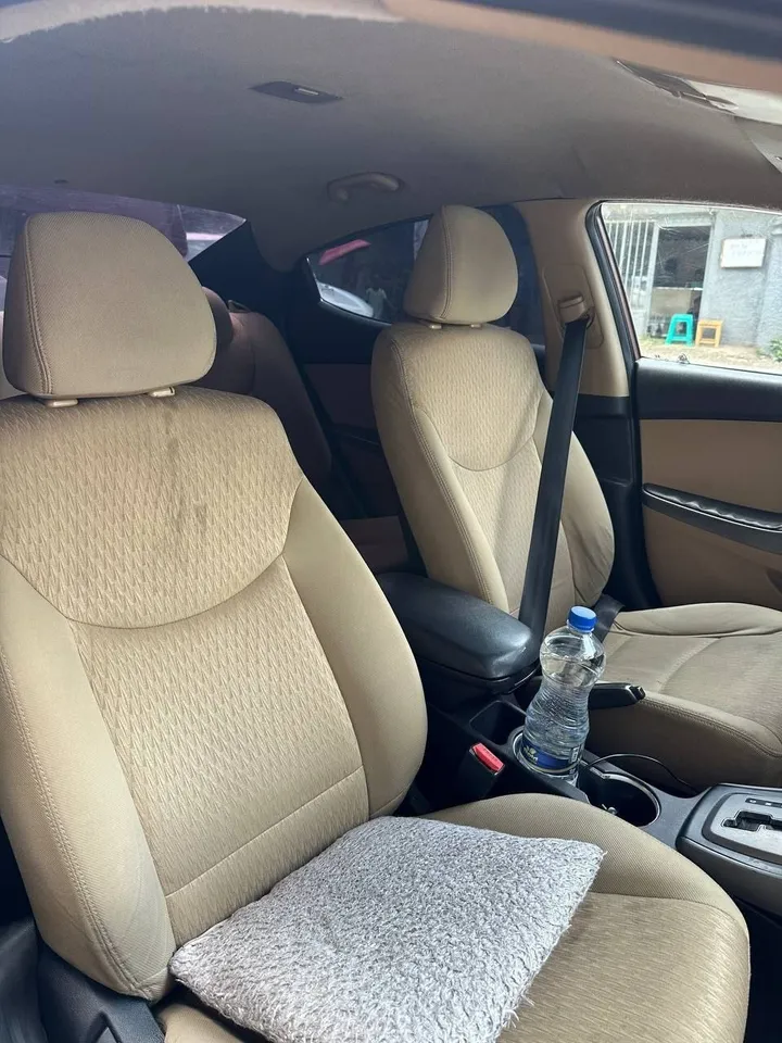 Hyundai Elantra 2015 Automatic – photo 4
