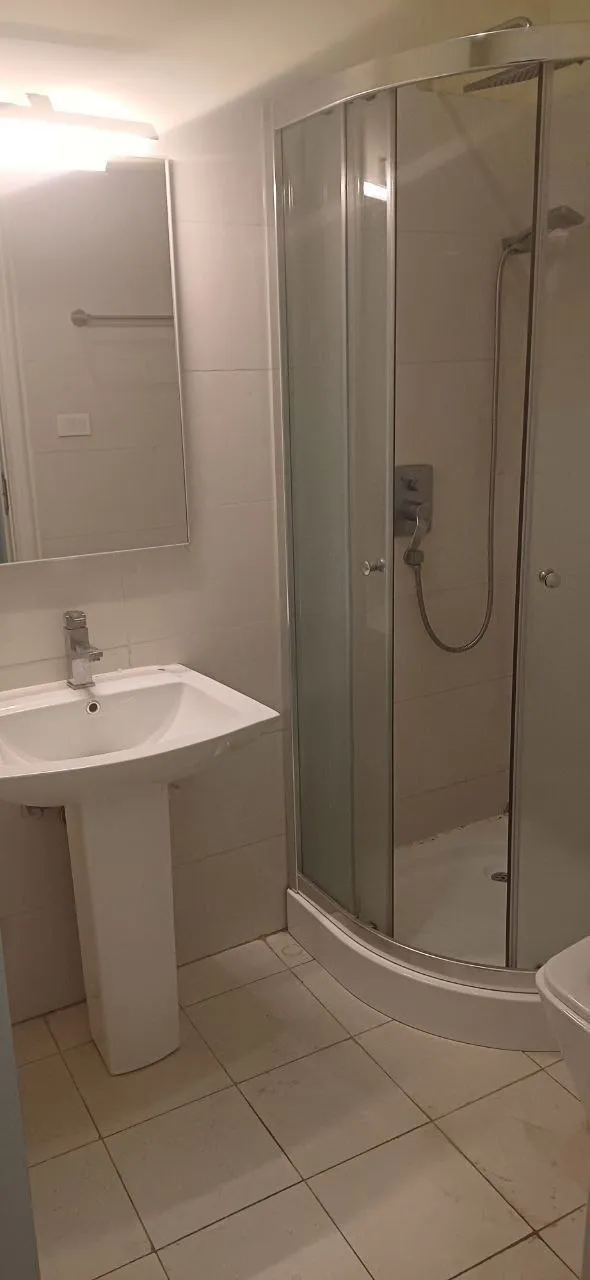 3 Bedroom Apartment Near Edna Mall – photo 6