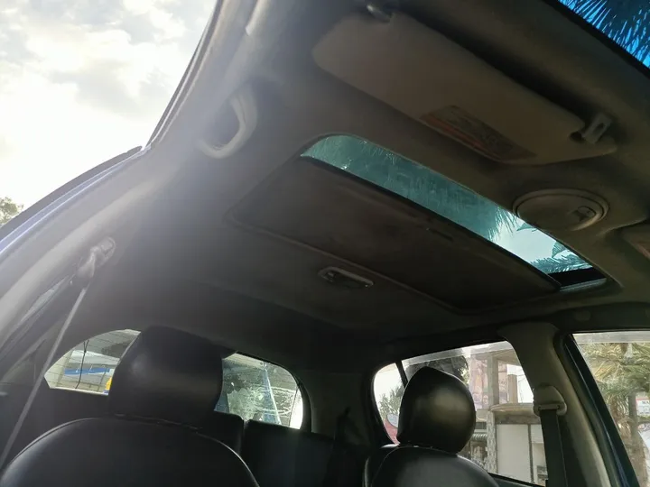 Toyota Vitz 2002 Automatic – photo 10