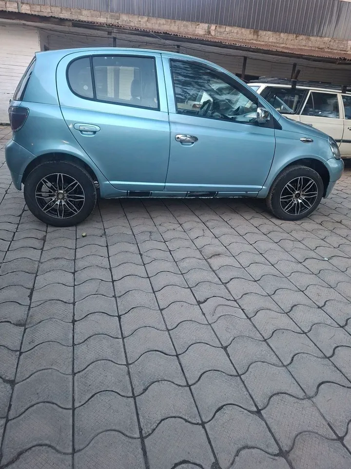 Toyota Vitz Automatic 2001 – photo 6