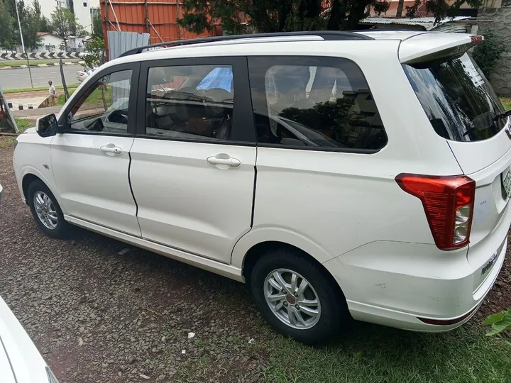 Wuling Hongguang S 2024 – photo 3