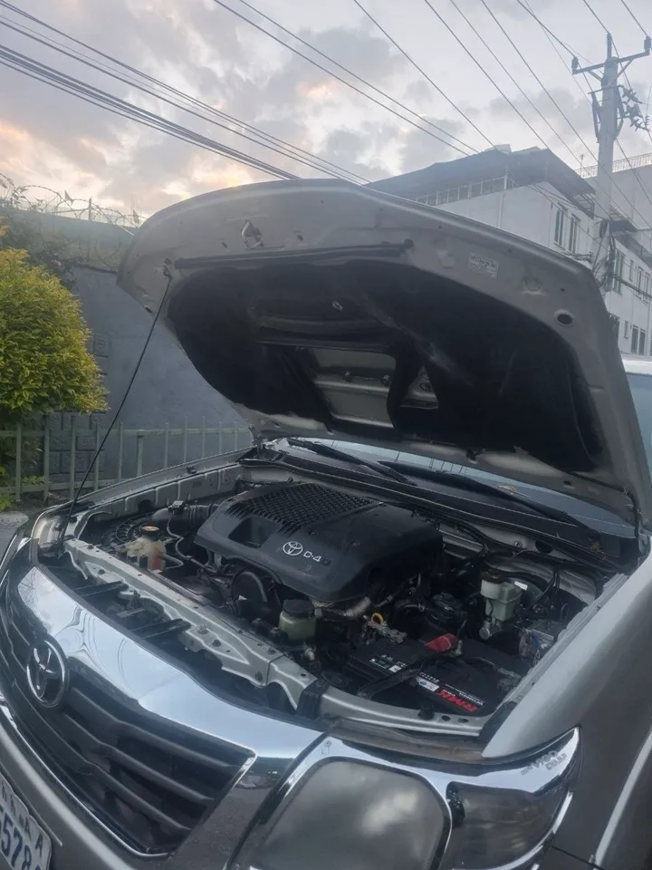 Toyota Hilux 2013 Manual – photo 8