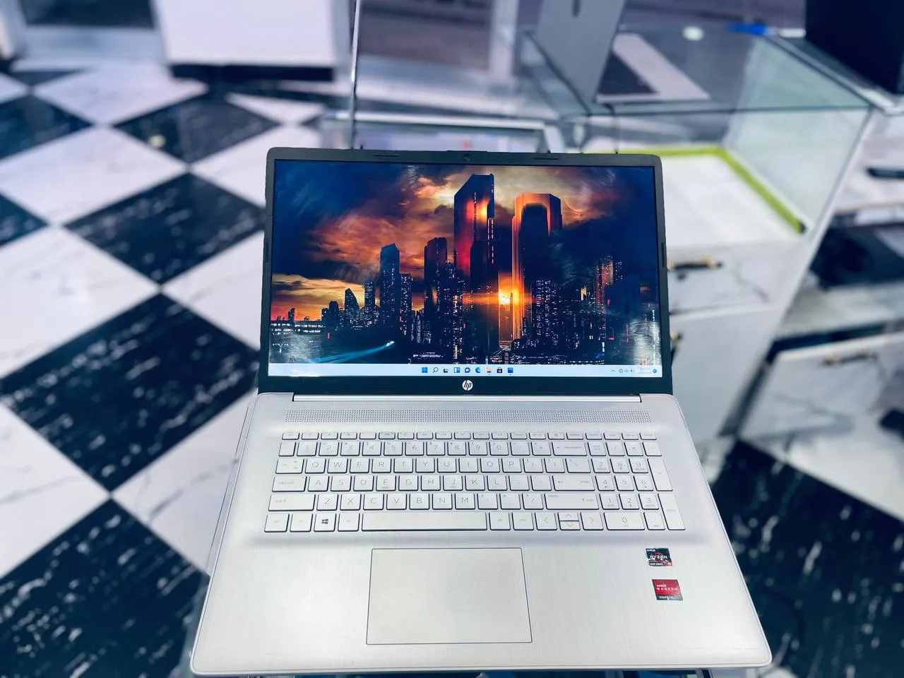 HP Ryzen 5 5500 17 Inch Laptop – photo 5