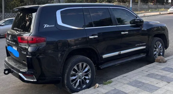 Toyota Landcruiser VXR 2013 Diesel – photo 6
