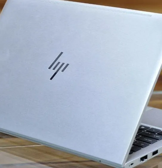 HP EliteBook 640 G10 i7 Laptop – photo 4