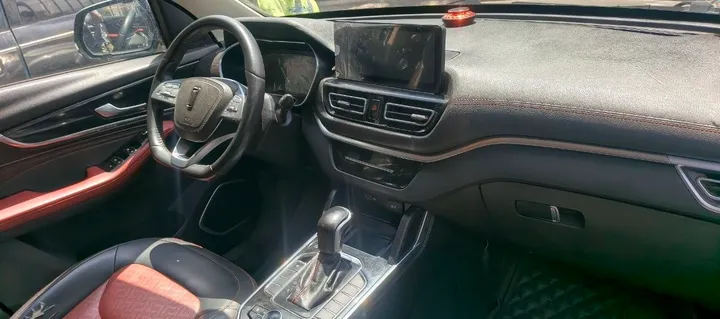 FAW Bestune T33 2023 SUV – photo 9