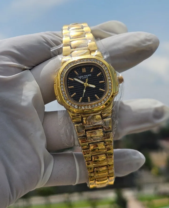 Ladies Rolex Patek Swatch Watches – photo 5