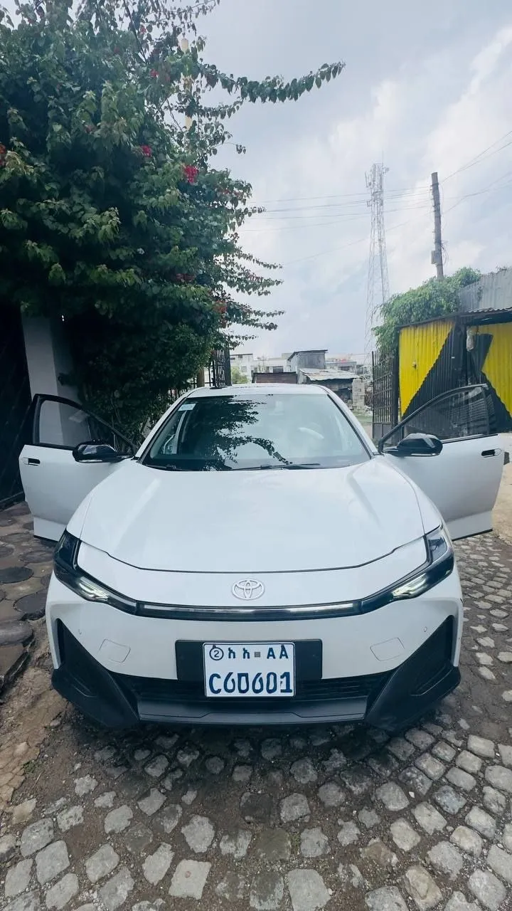 Toyota BZ3 2024 Electric SUV – photo 6