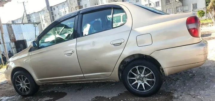 Toyota Platz 2001 Automatic – photo 5