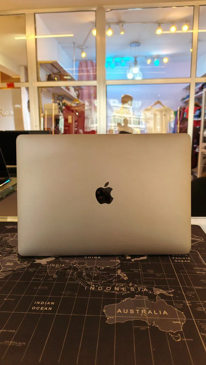 Apple MacBook Pro 2017 13.3 Inch – photo 4