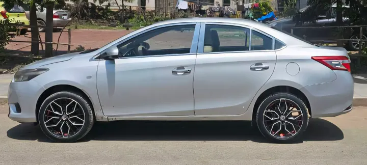 Toyota Yaris Sedan 2014 – photo 4