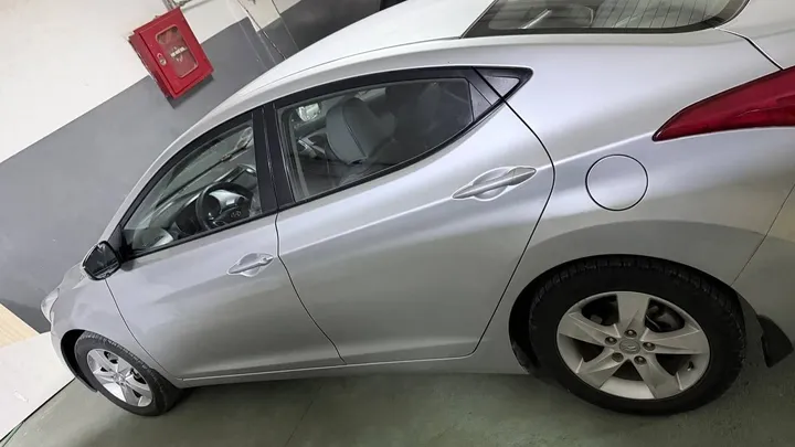 Hyundai Elantra 2012 Automatic – photo 9
