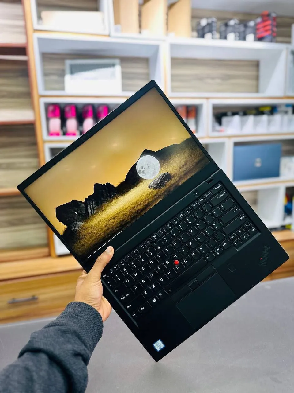 Lenovo ThinkPad X1 Carbon 8th Gen – photo 4