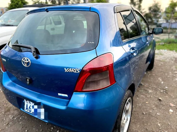 Toyota Yaris Compact 2008 – photo 4