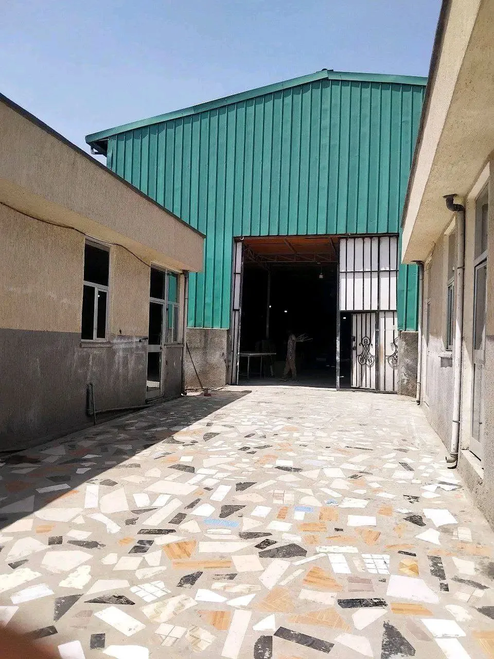 Modern Warehouse House Summit 620 sqm – photo 6