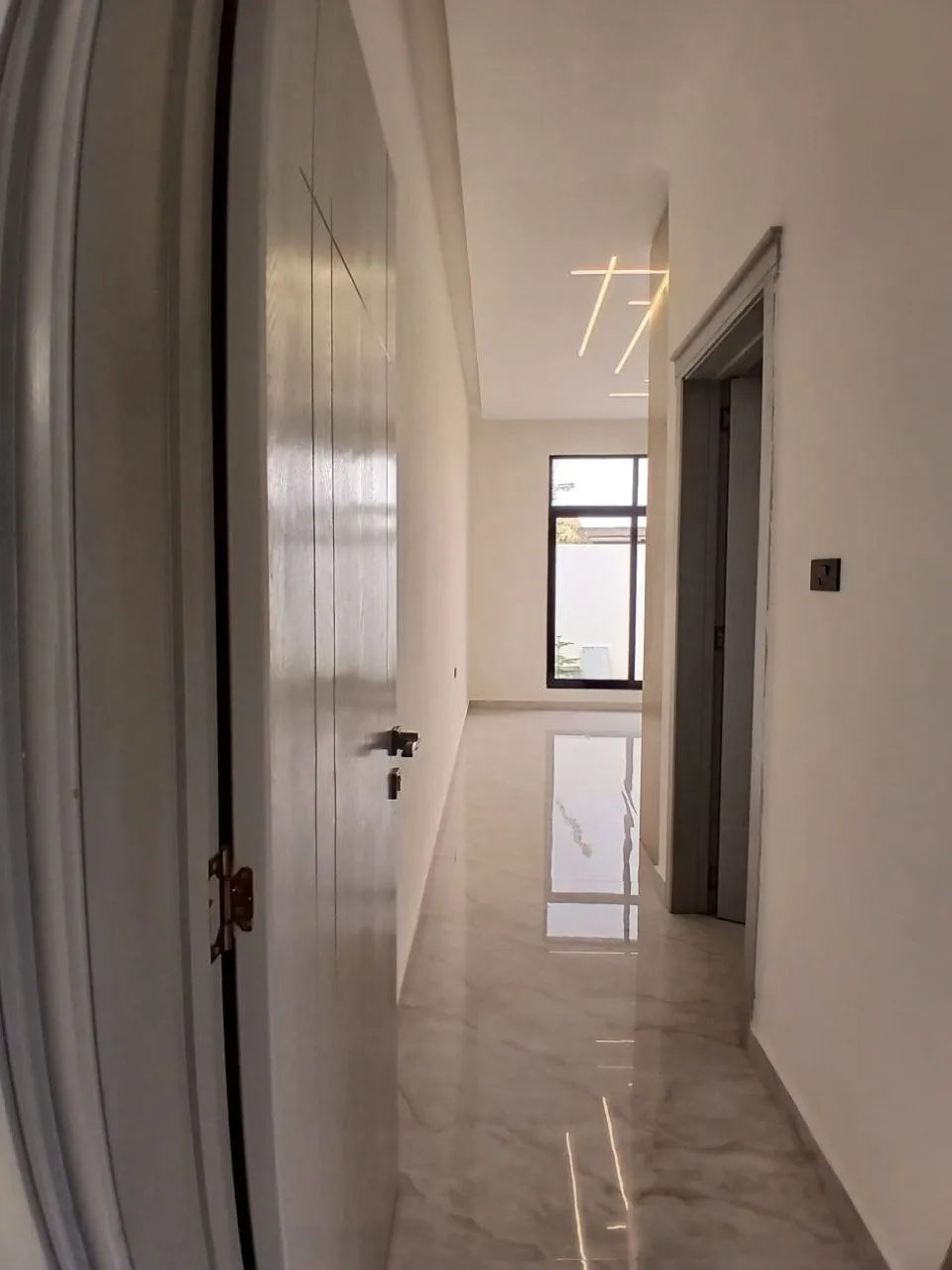 Modern Villa House Jekros 250sqm – photo 6