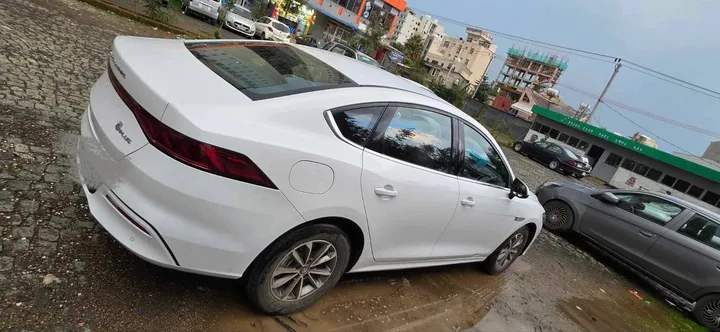 BYD Qin Plus 2025 – photo 3