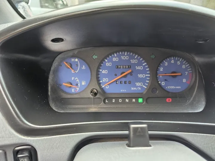 Daihatsu Terios 2000 Automatic – photo 6