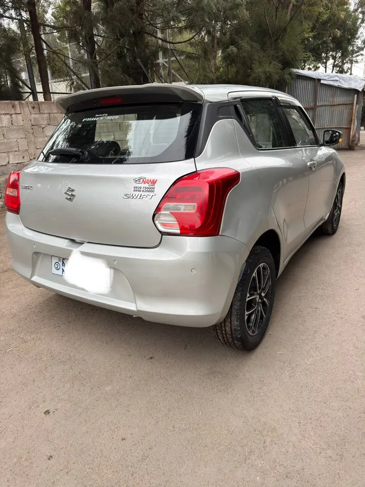 Suzuki Swift 2022 Automatic – photo 5