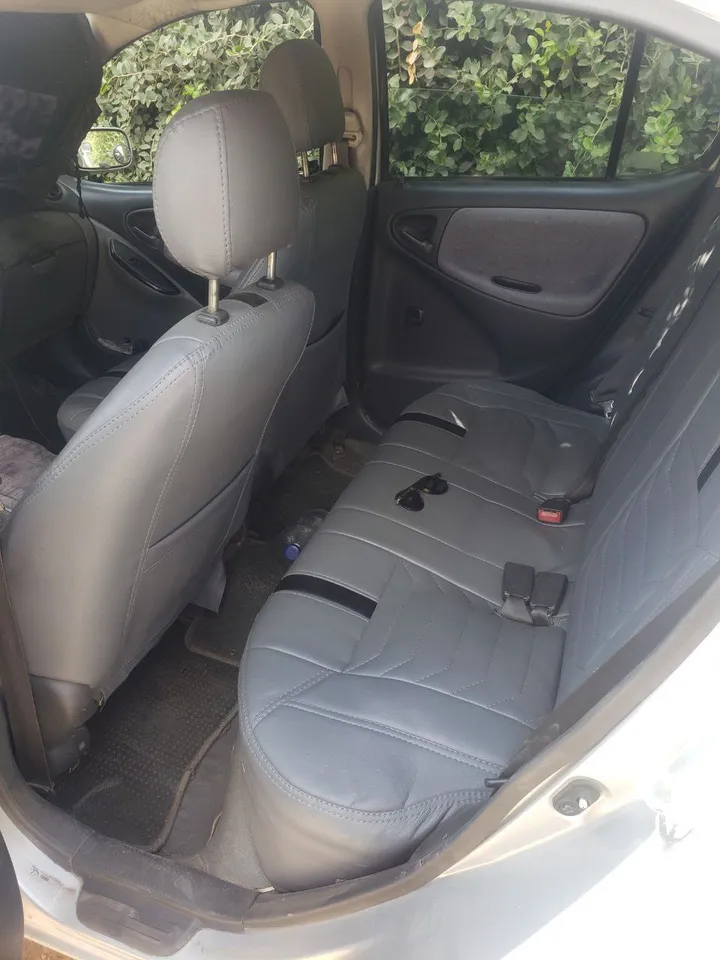 Toyota Vitz 2001 Hatchback – photo 5