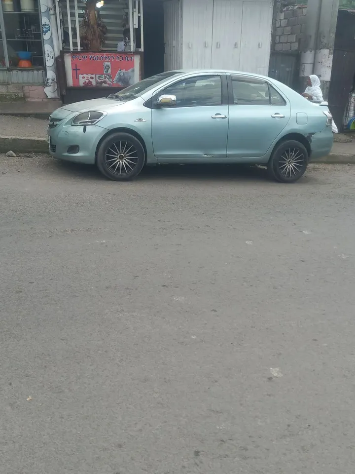 Toyota Yaris Belta 2007 Automatic – photo 3