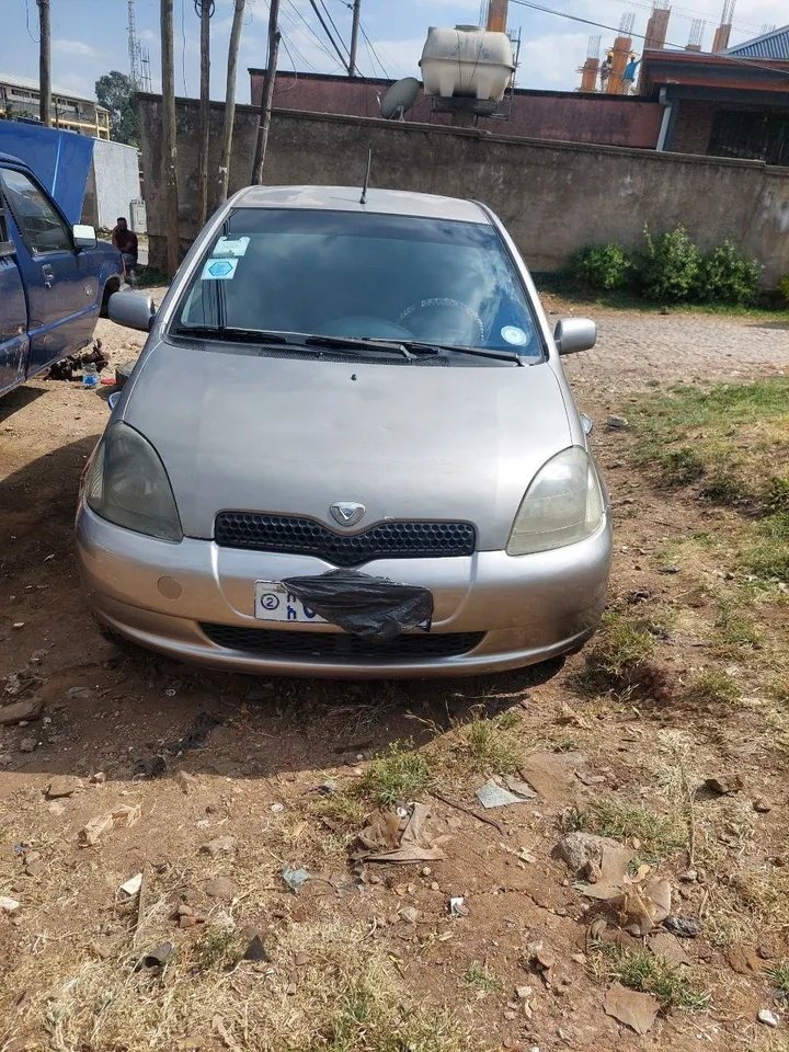 Toyota Vitz 2001 Automatic – photo 6