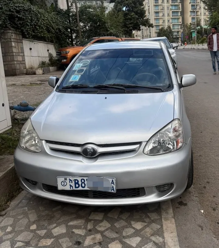 Toyota Platz 2005 Automatic – photo 5