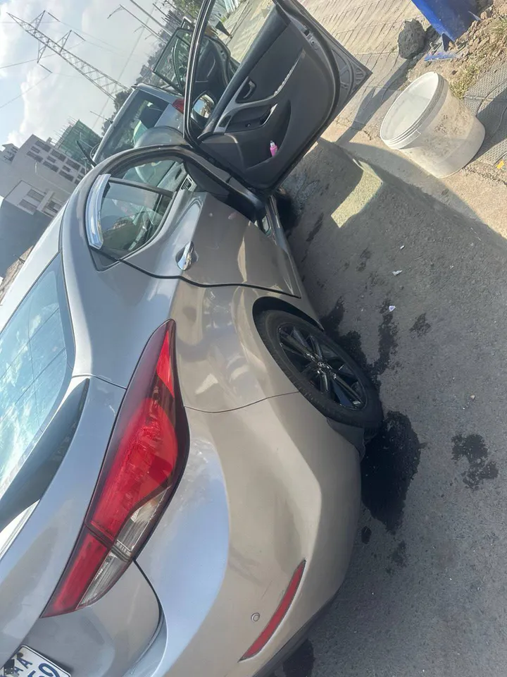 Hyundai Elantra 2015 Automatic – photo 3