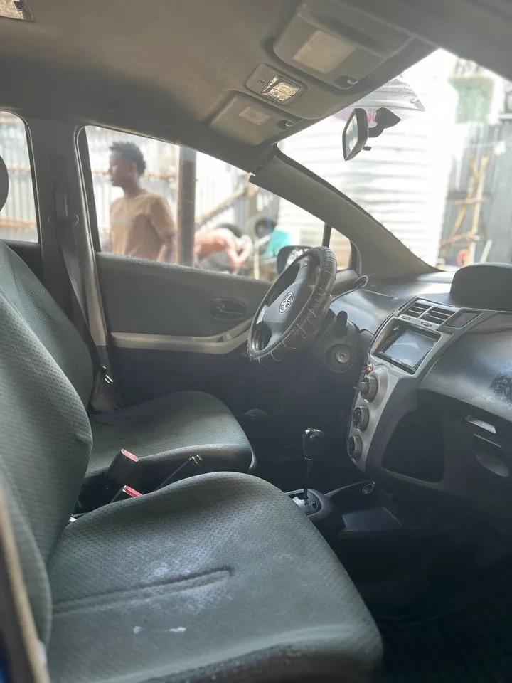 Toyota Yaris Compact 2006 – photo 3