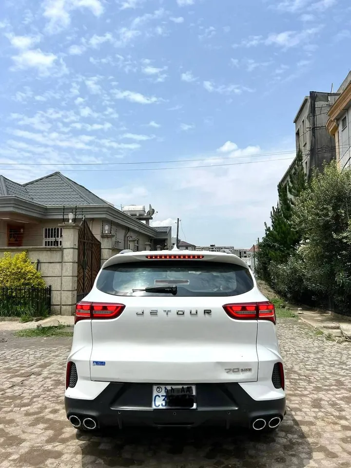 Jetour X70 240 SUV 2022 – photo 6