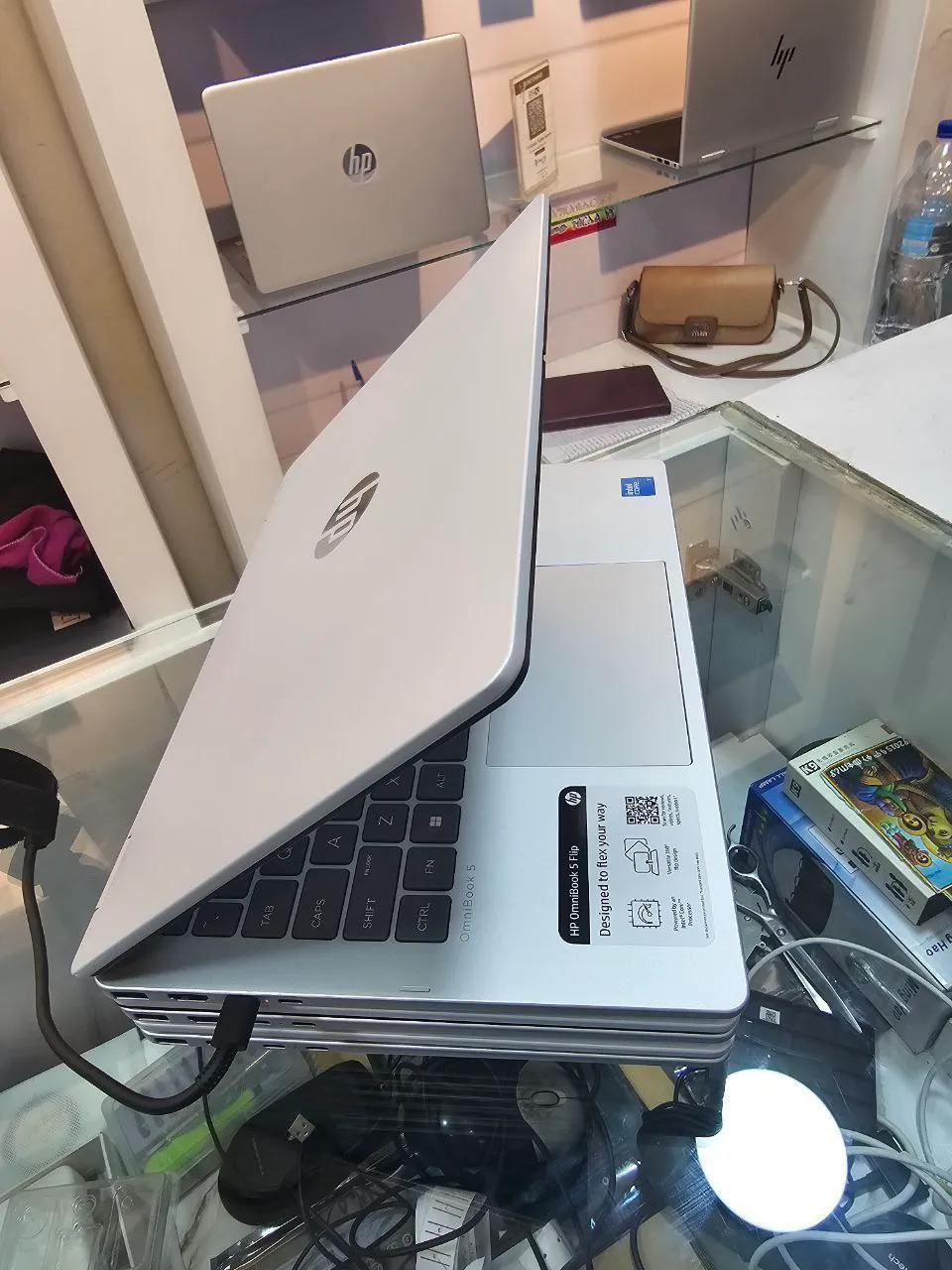 HP OmniBook 5 Flip 14 Laptop – photo 3