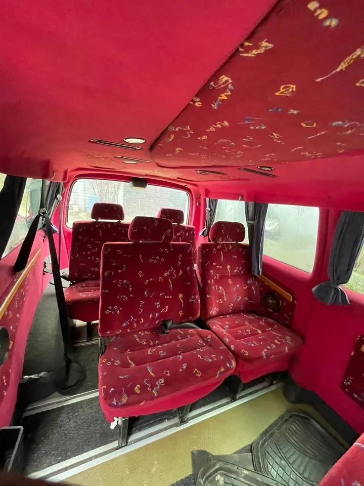 Toyota Hiace Van 2006 – photo 6