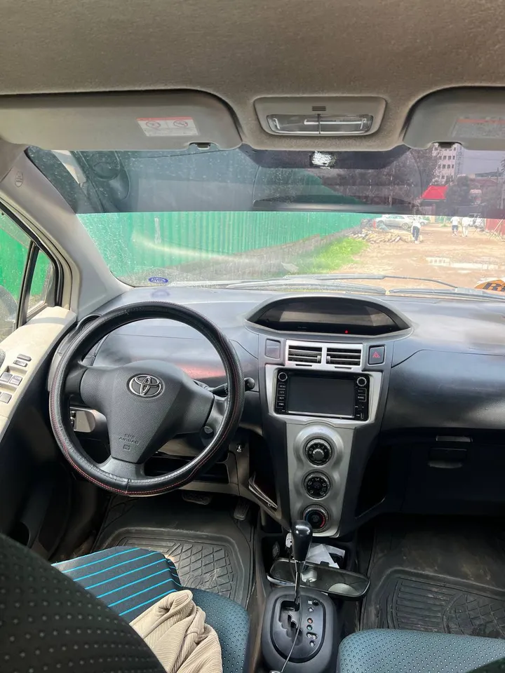 Toyota Yaris Compact 2007 Automatic – photo 6