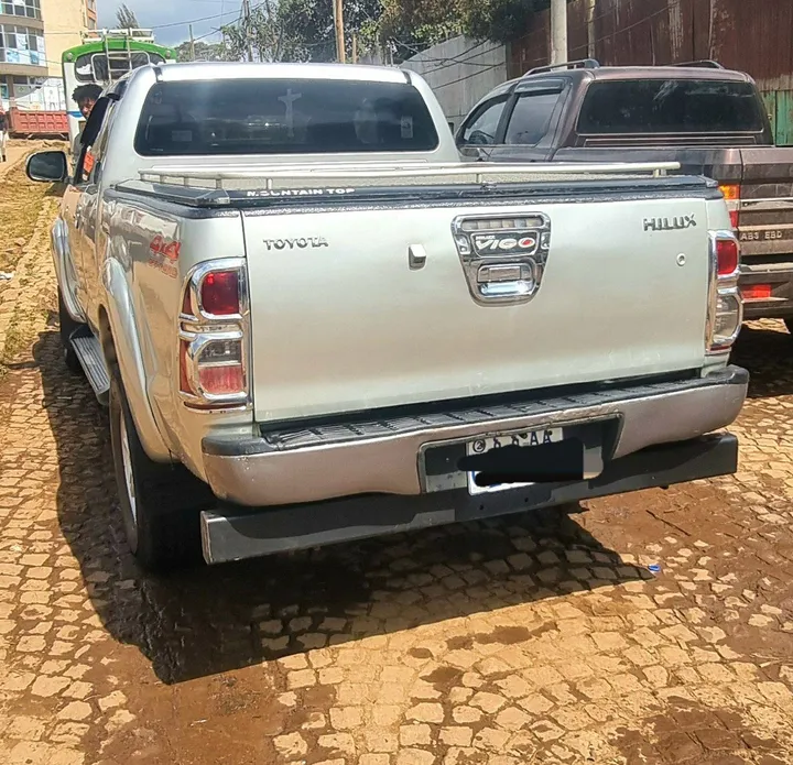 Toyota Hilux King Cab 2013 – photo 6