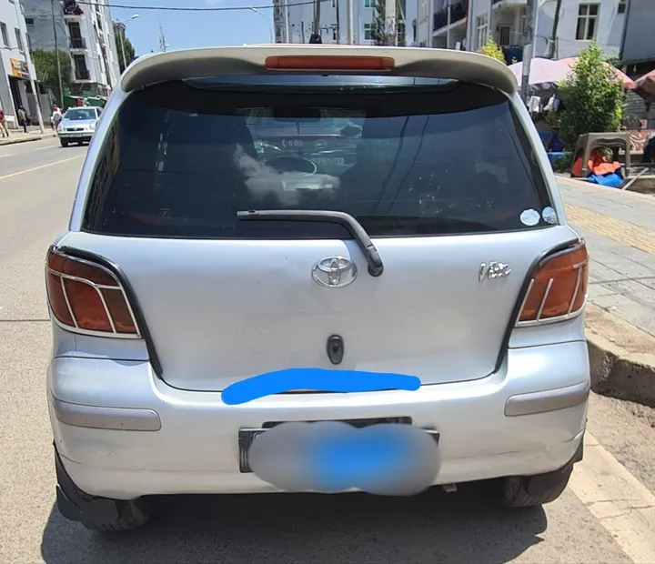 Toyota Vitz 2004 Automatic – photo 3