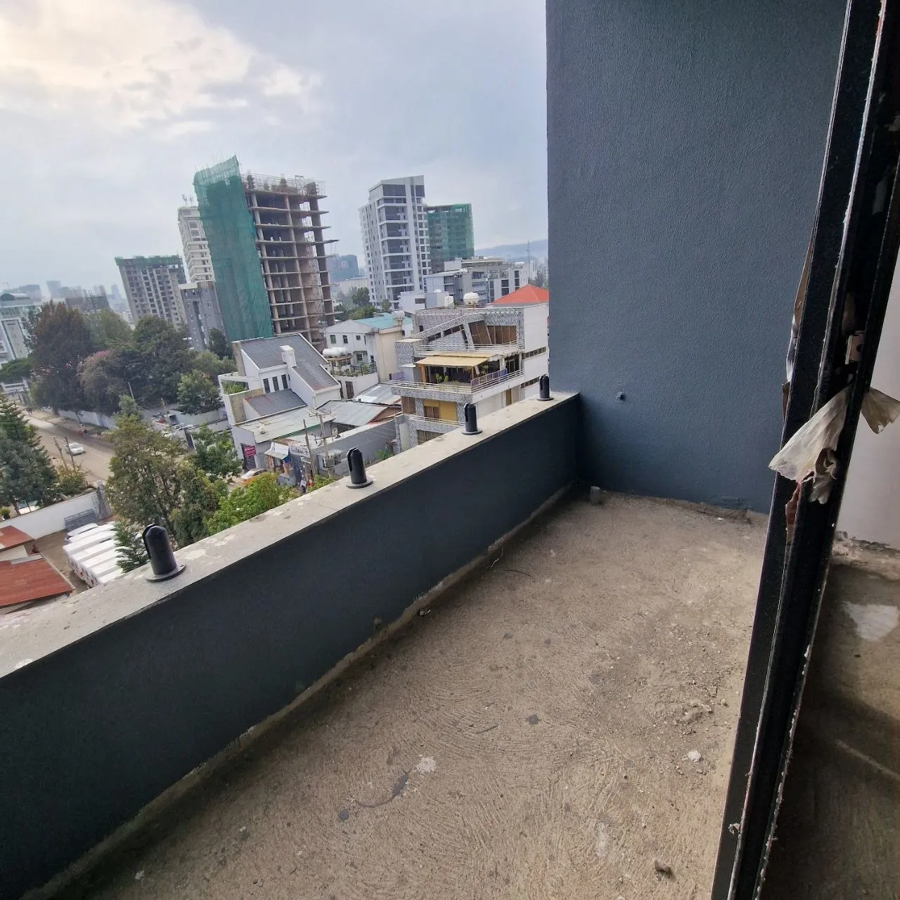 Luxury 2 Bedroom Apartment for Sale – photo 9