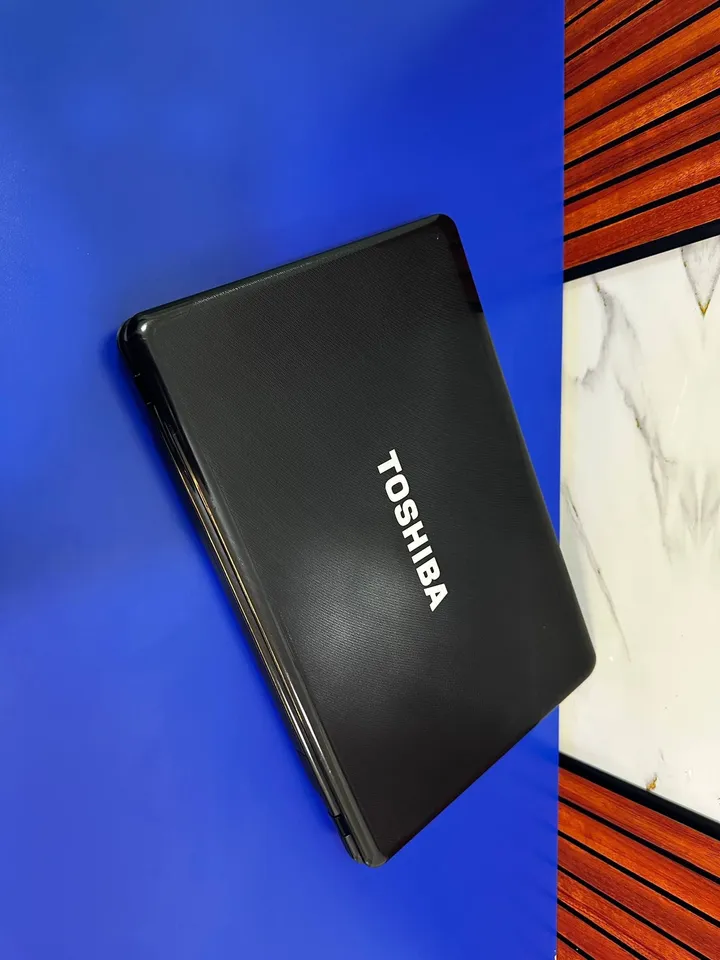 Toshiba Core i5 8GB 500GB Laptop – photo 3