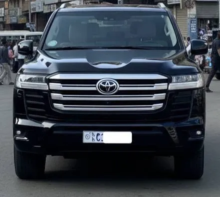 Toyota Land Cruiser VX 2022 – photo 4